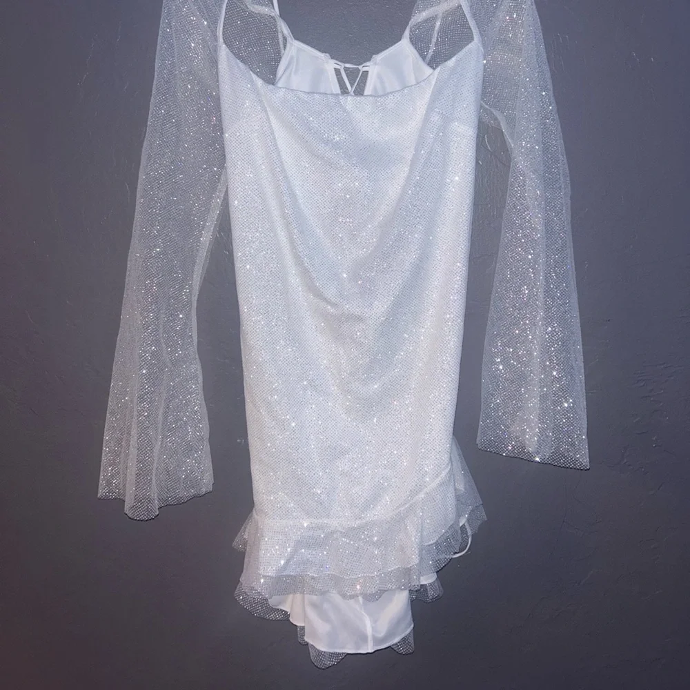 Lucy in the Sky Shimmer Long Sleeve Dress in White - Picture 5 of 6